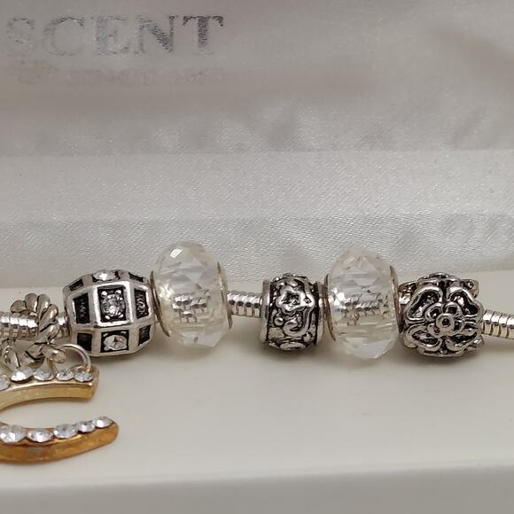 Swarovski Elements Charm Bracelet Horseshoe Silver Tone Beads Crescent Box Lucky - Picture 7 of 11